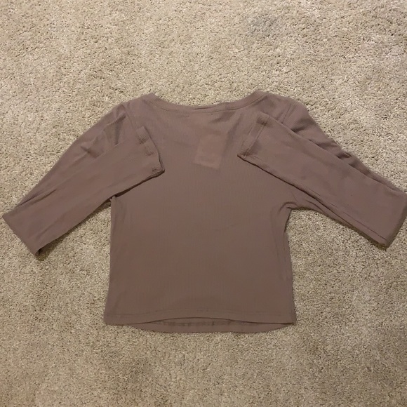 Long Sleeve Crop Top- Size Small - Picture 3 of 4